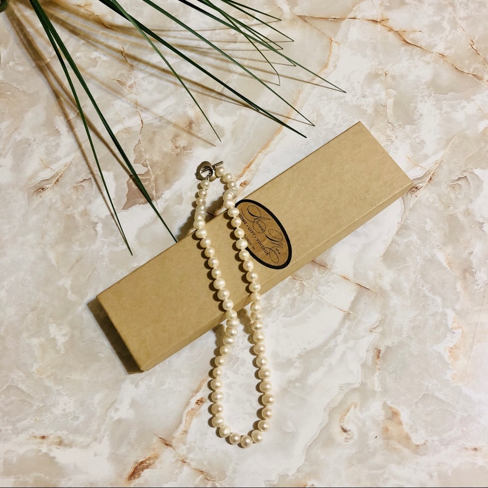 PEARL necklace -heart toggle with box faux Pearl boutique
